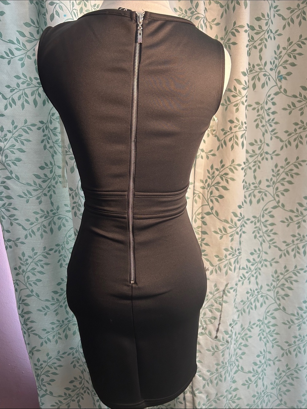 Windsor Black Lattice-Front Bodycon Dress - Picture 4 of 5